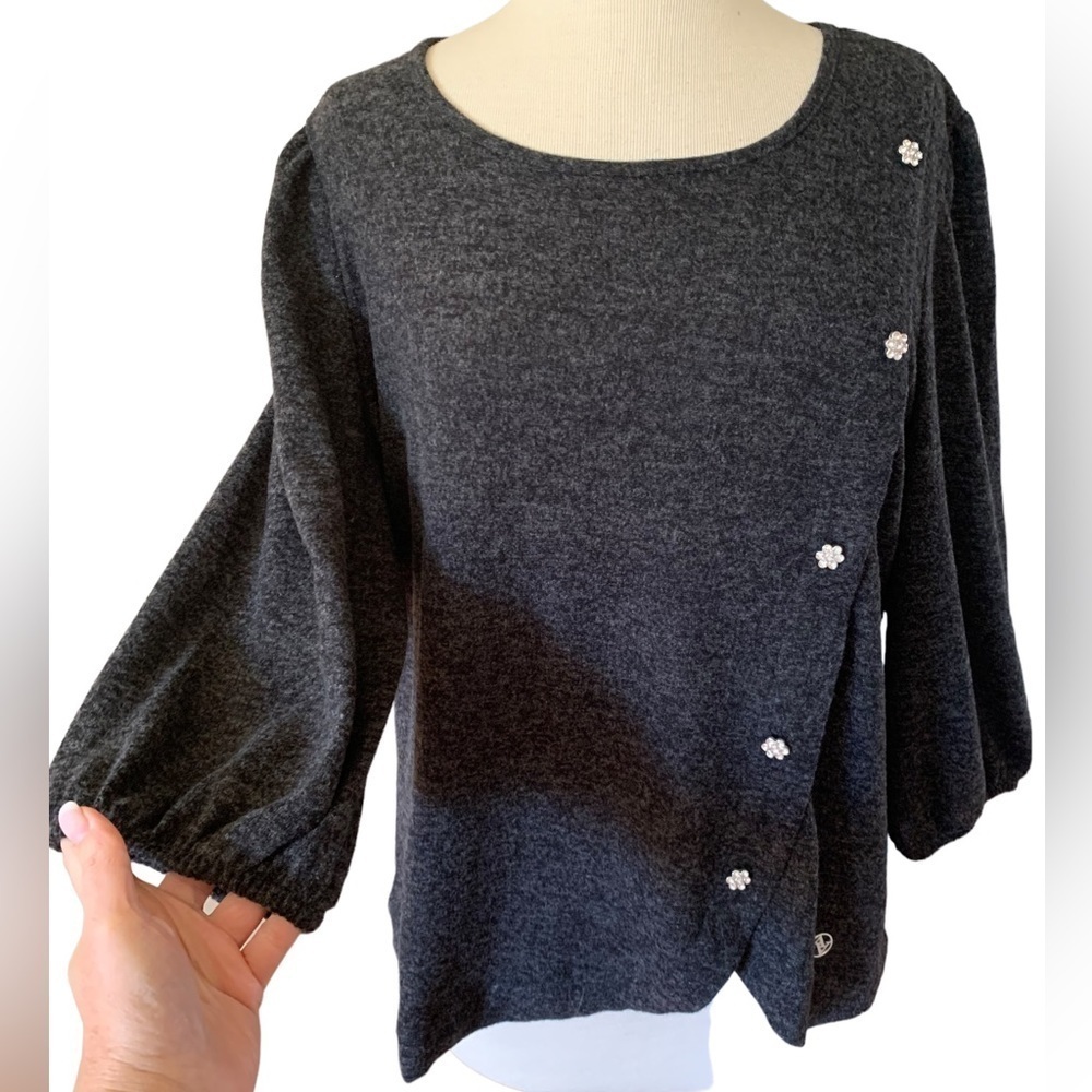 ADRIENNE VITTADINI XL Gray Sweater with Rhinestones
